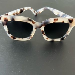 DIFF Eyewear Carson Polarized Sunglasses